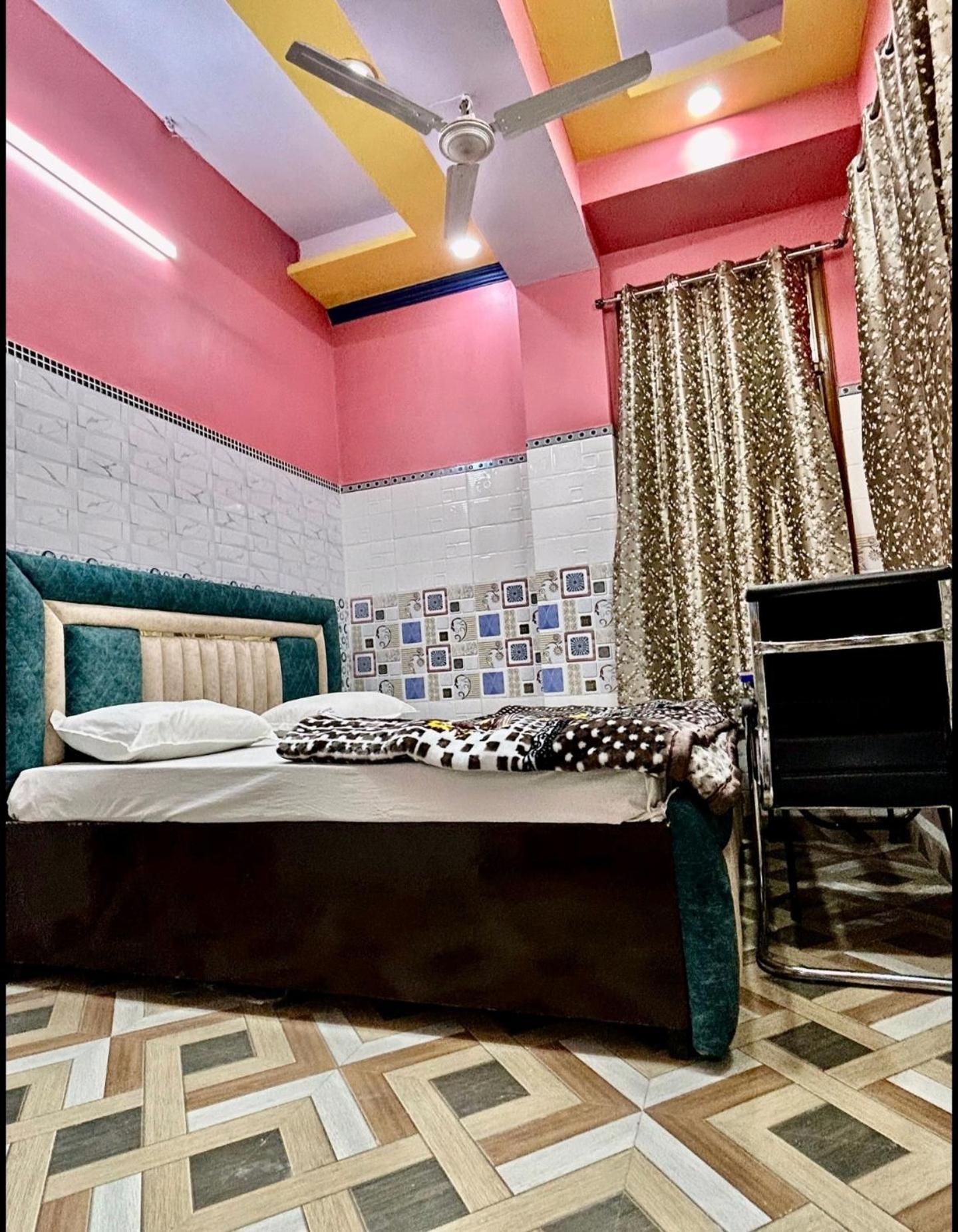 Hotel Jaipur Palace New Delhi Bagian luar foto